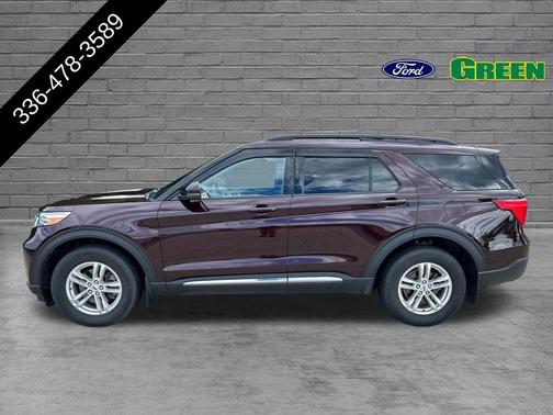 Jewel Red Metallic Tinted Clearcoat 2023 Ford Explorer XLT