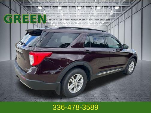 Jewel Red Metallic Tinted Clearcoat 2023 Ford Explorer XLT