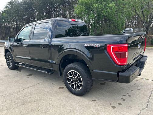 AGATE BLACK METALLIC 2022 Ford F-150 XLT