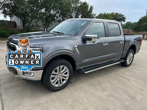 CARBONIZED GRAY METALLIC 2024 Ford F-150 Lariat