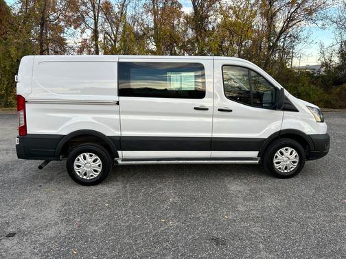 2024 Ford Transit-250 Base