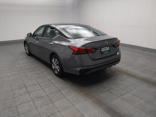Gun Metallic 2023 Nissan Altima S FWD
