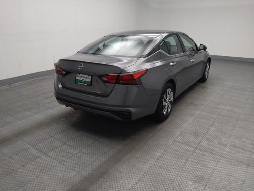 Gun Metallic 2023 Nissan Altima S FWD