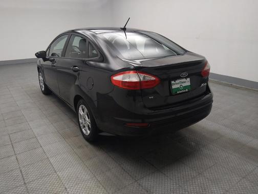 Ruby Red Metallic Tinted Clearcoat 2015 Ford Fiesta SE