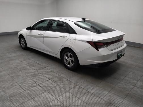 2021 Hyundai ELANTRA SE