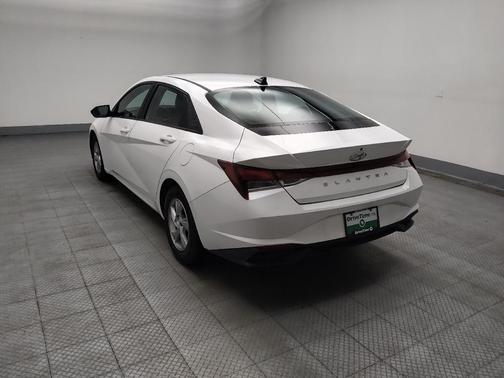 2021 Hyundai ELANTRA SE