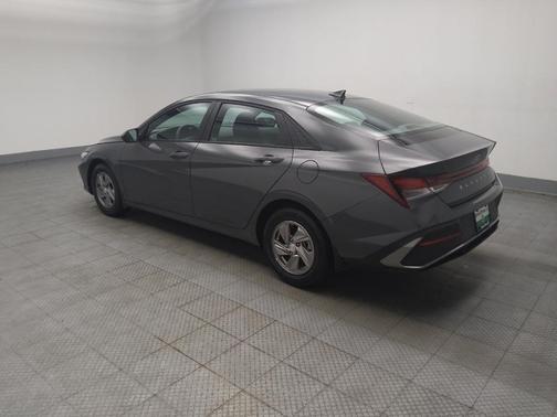 Ecotronic Gray 2025 Hyundai ELANTRA SE