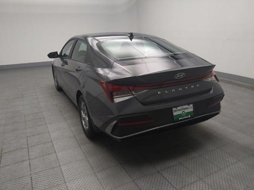 Ecotronic Gray 2025 Hyundai ELANTRA SE