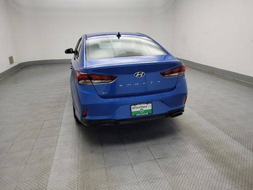 2018 Hyundai SONATA SE