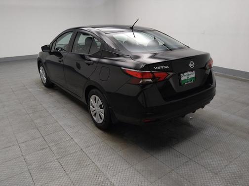 2021 Nissan Versa 1.6 S