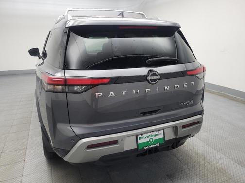 2022 Nissan Pathfinder Platinum 4WD