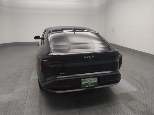 Aurora Black Pearl 2025 Kia K4 LXS