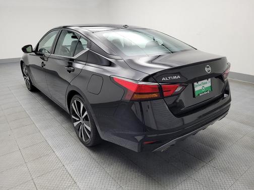 2022 Nissan Altima SR FWD