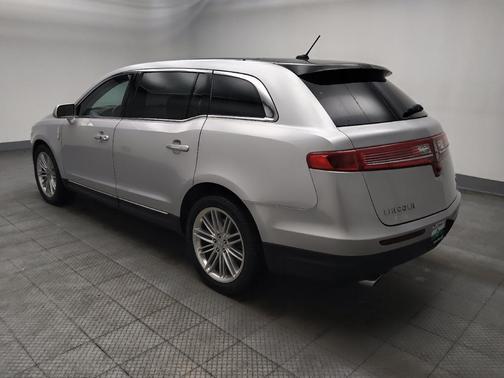 Ingot Silver Metallic 2019 Lincoln MKT Reserve