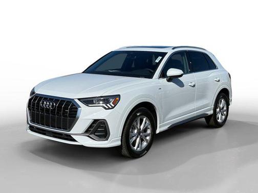 2025 Audi Q3 Premium 45 TFSI S line quattro Tiptronic