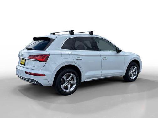 2023 Audi Q5 40 Premium