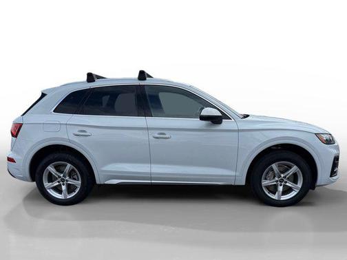 2023 Audi Q5 40 Premium