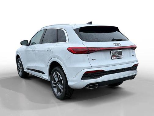 2025 Audi Q5 Premium TFSI quattro S tronic