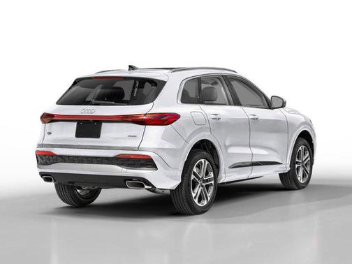 2025 Audi Q5 Premium TFSI quattro S tronic
