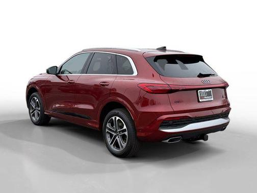 2025 Audi Q5 Premium Plus TFSI quattro S tronic