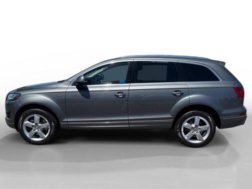 Daytona Gray Pearl Effect 2015 Audi Q7 3.0T Premium Plus