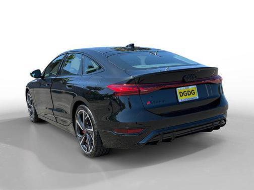 Mythos Black Metallic 2027 Audi S6 e-tron Premium Plus