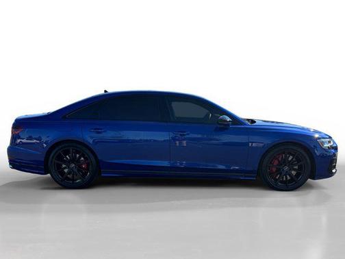 2024 Audi S8 4.0T