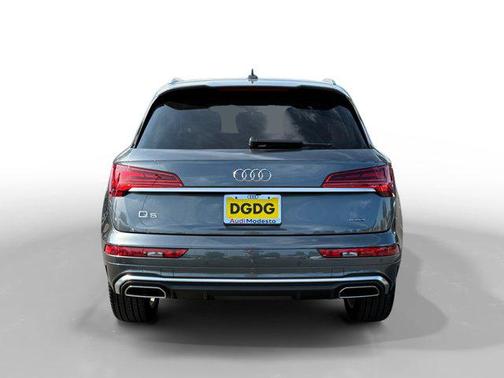 2025 Audi Q5 45 S line Premium Plus