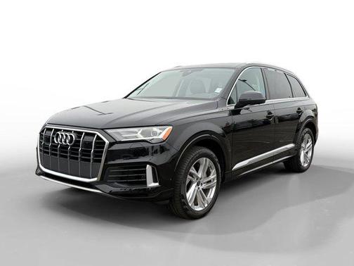 2022 Audi Q7 55 Premium Plus