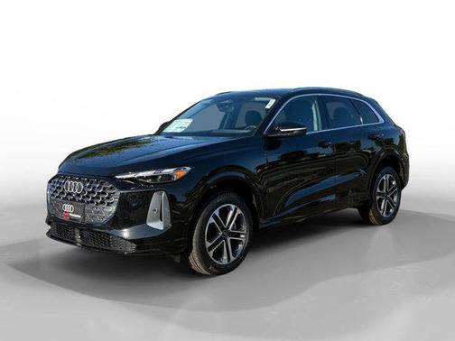 2025 Audi Q5 Premium