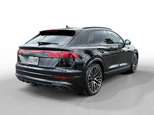 Mythos Black Metallic 2026 Audi SQ8 4.0T Prestige
