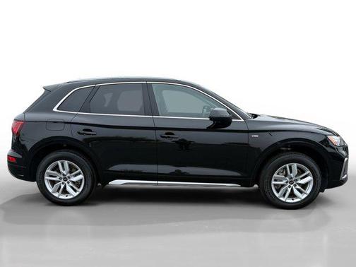 2023 Audi Q5 45 S line Premium