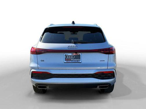 2025 Audi Q5 Premium