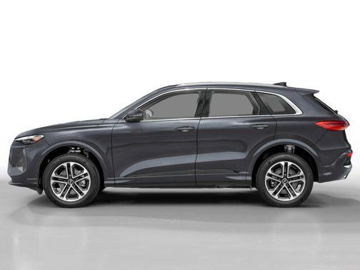 Tambora Gray Metallic 2026 Audi Q5 Premium Plus TFSI quattro S tronic