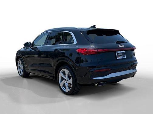 2025 Audi Q5 Prestige