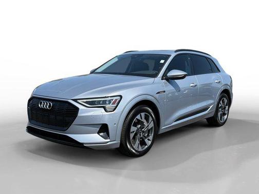 2021 Audi e-tron Premium