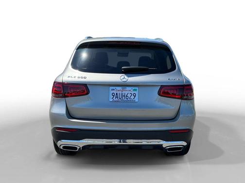 Mojave Silver Metallic 2022 Mercedes-Benz GLC 300 4MATIC