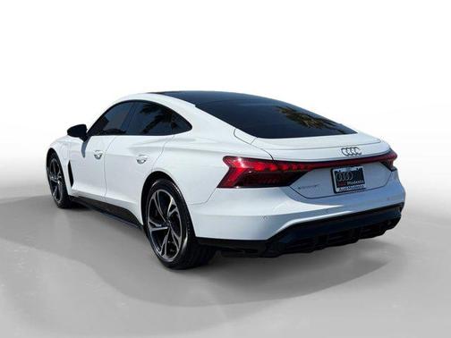 2022 Audi e-tron GT Premium Plus