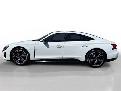 2022 Audi e-tron GT Premium Plus
