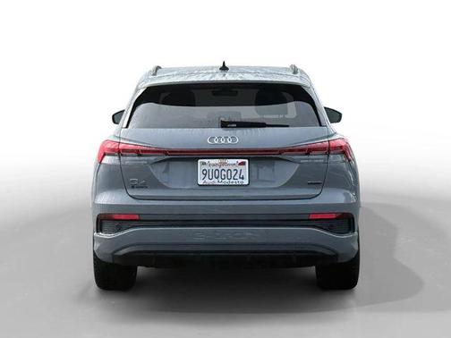 2025 Audi Q4 e-tron Premium 55 quattro