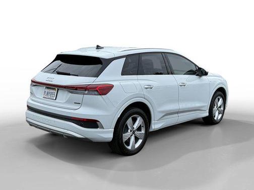 Glacier White Metallic 2023 Audi Q4 e-tron Premium 50 quattro
