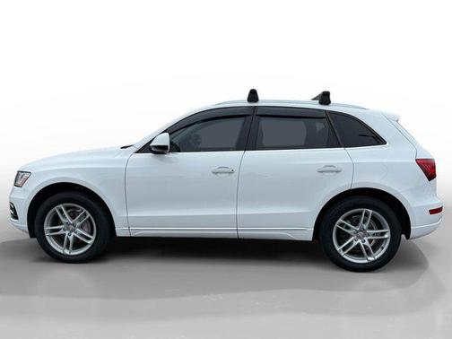 2017 Audi Q5 2.0T Premium Plus