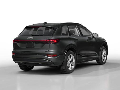 Mythos Black Metallic 2027 Audi Q6 e-tron Premium Plus