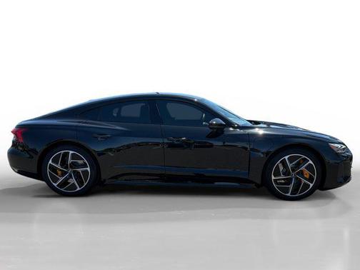 2024 Audi RS e-tron GT quattro