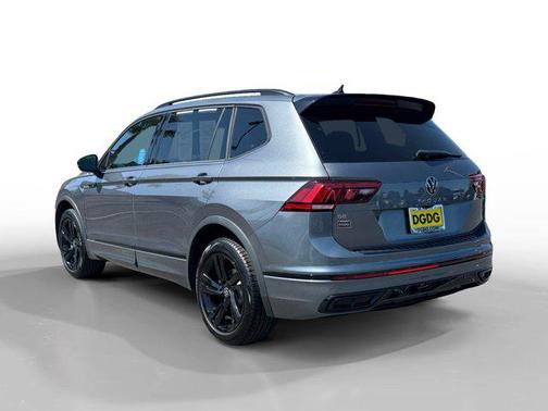 2024 Volkswagen Tiguan 2.0T SE R-Line Black