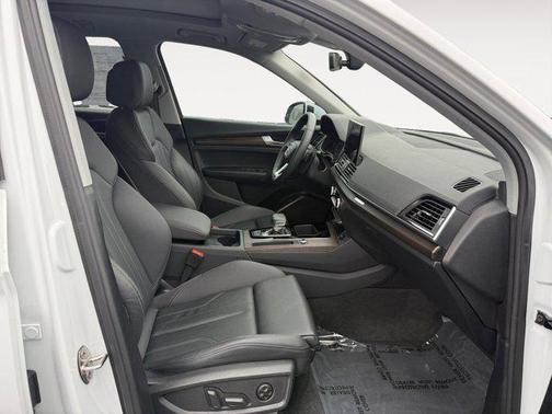 2025 Audi Q5 45 S line Premium