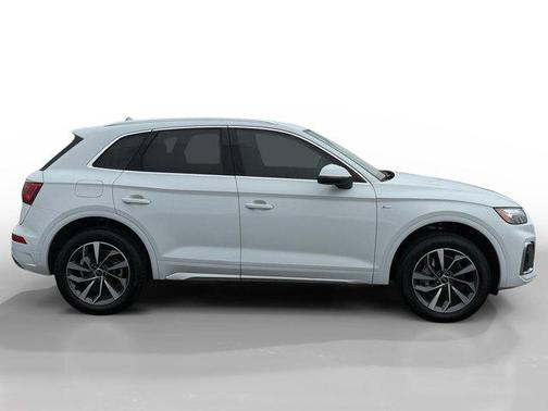 2025 Audi Q5 45 S line Premium