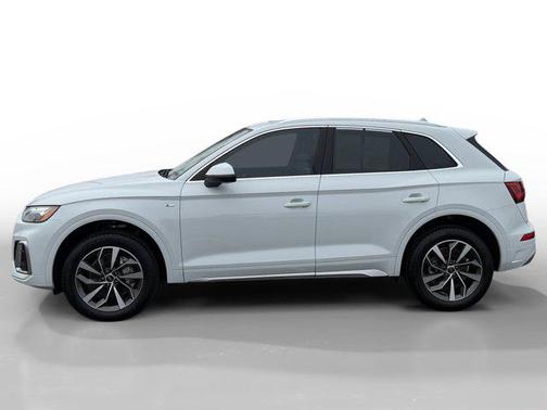 2025 Audi Q5 45 S line Premium