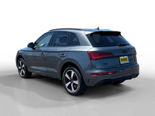 2024 Audi Q5 45 S line Premium Plus