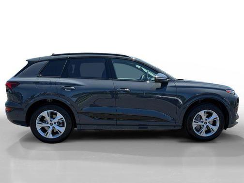 2025 Audi Q6 e-tron Premium